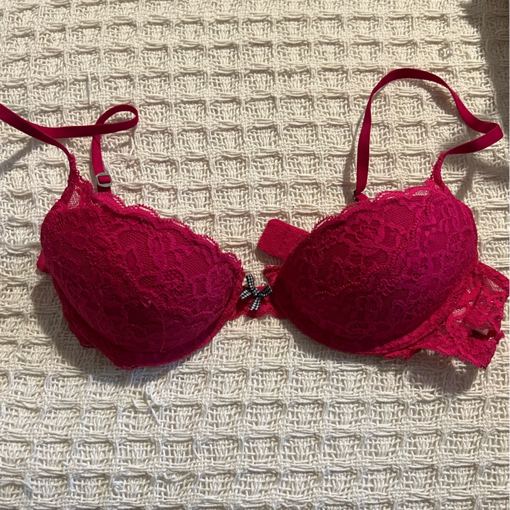 gilly nicks 34a push up